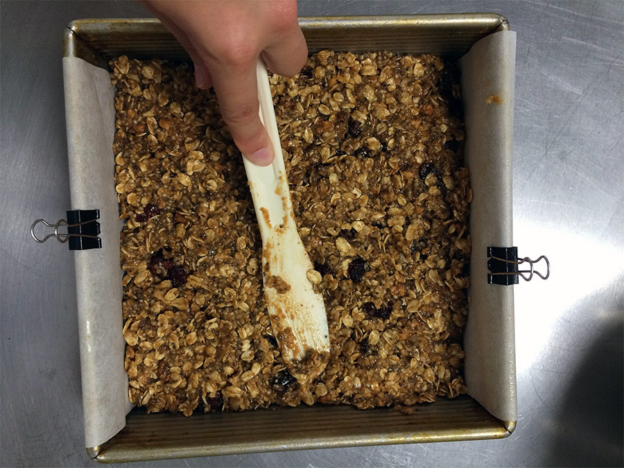 Version-1-Pressing-into-pan