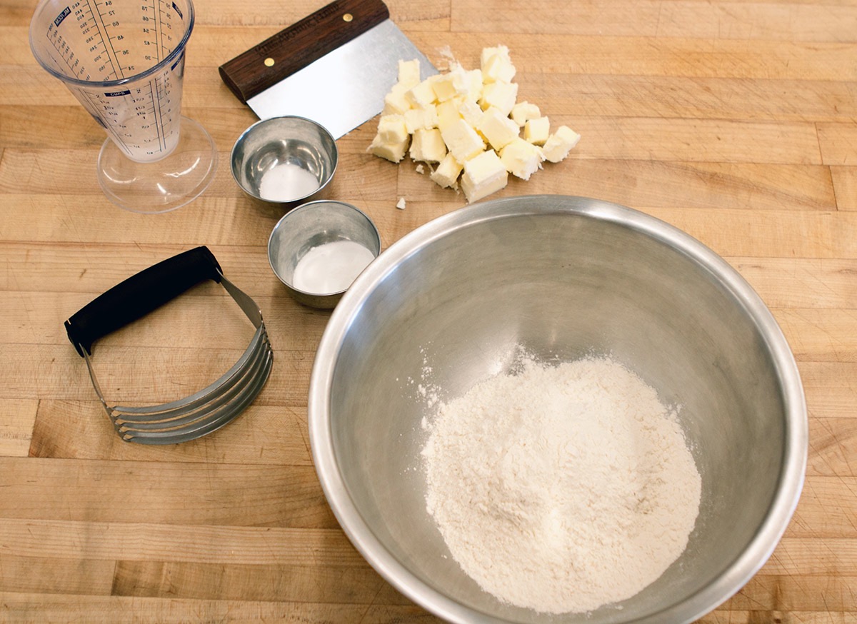 How to make Blueberry Nectarine Pie via @kingarthurflour