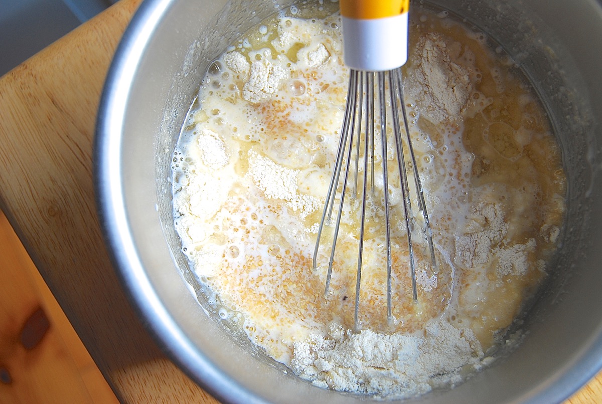 How to make your own egg replacer via @kingarthurflour