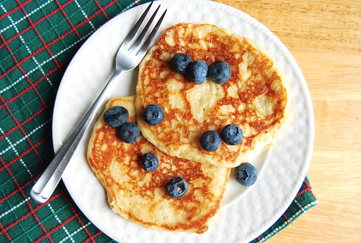 How to make your own egg replacer via @kingarthurflour