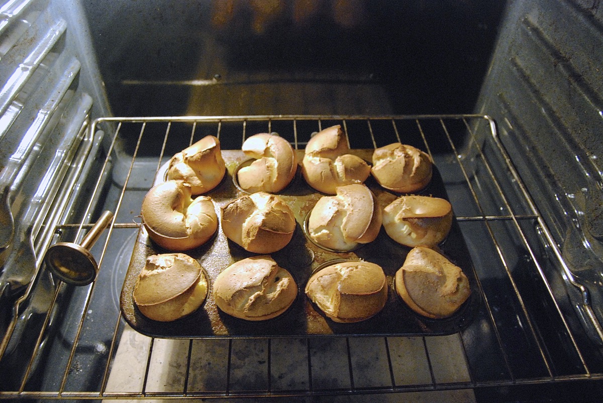 Keeping your baking crispy via @kingarthurflour