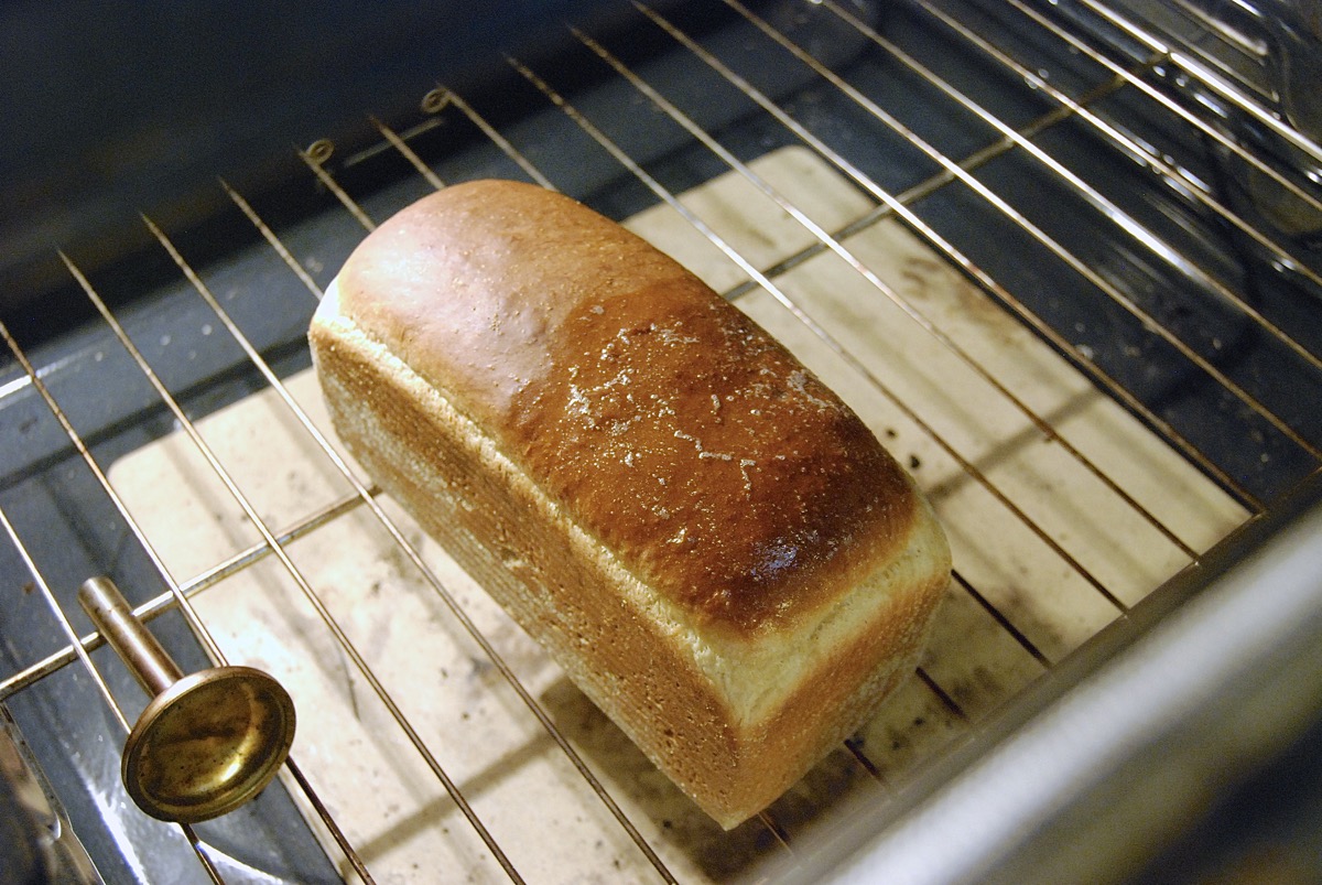 Keeping your baking crispy via @kingarthurflour