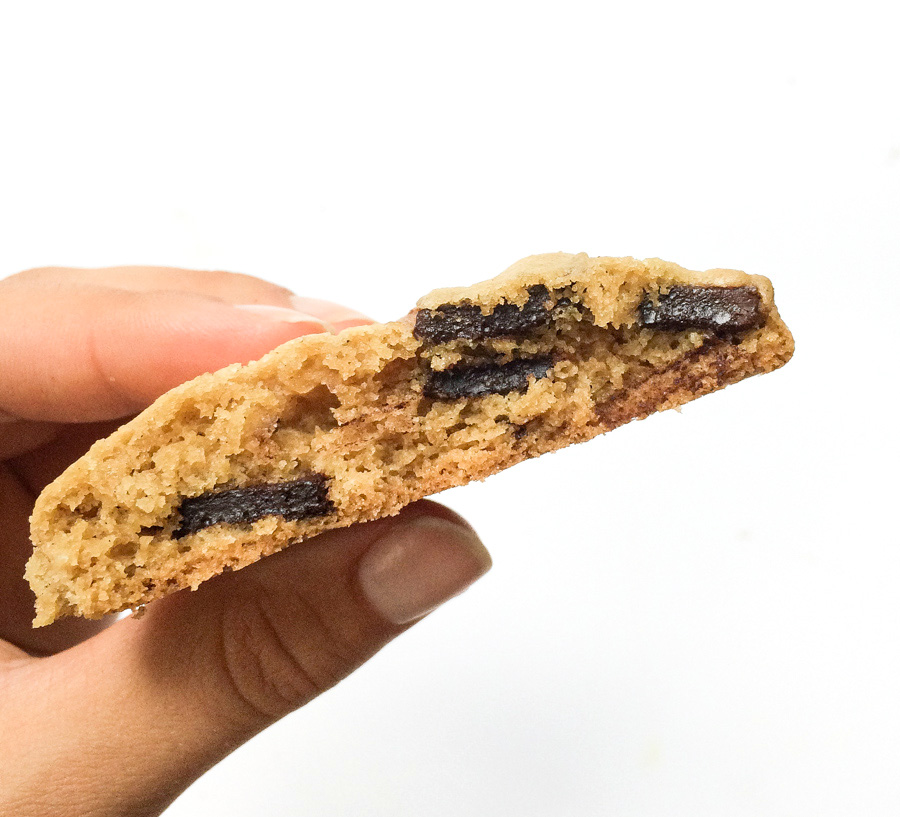 Fat Substitutes in Gluten-Free Baking: Chocolate Chip Cookie Test via @kingarthurflour