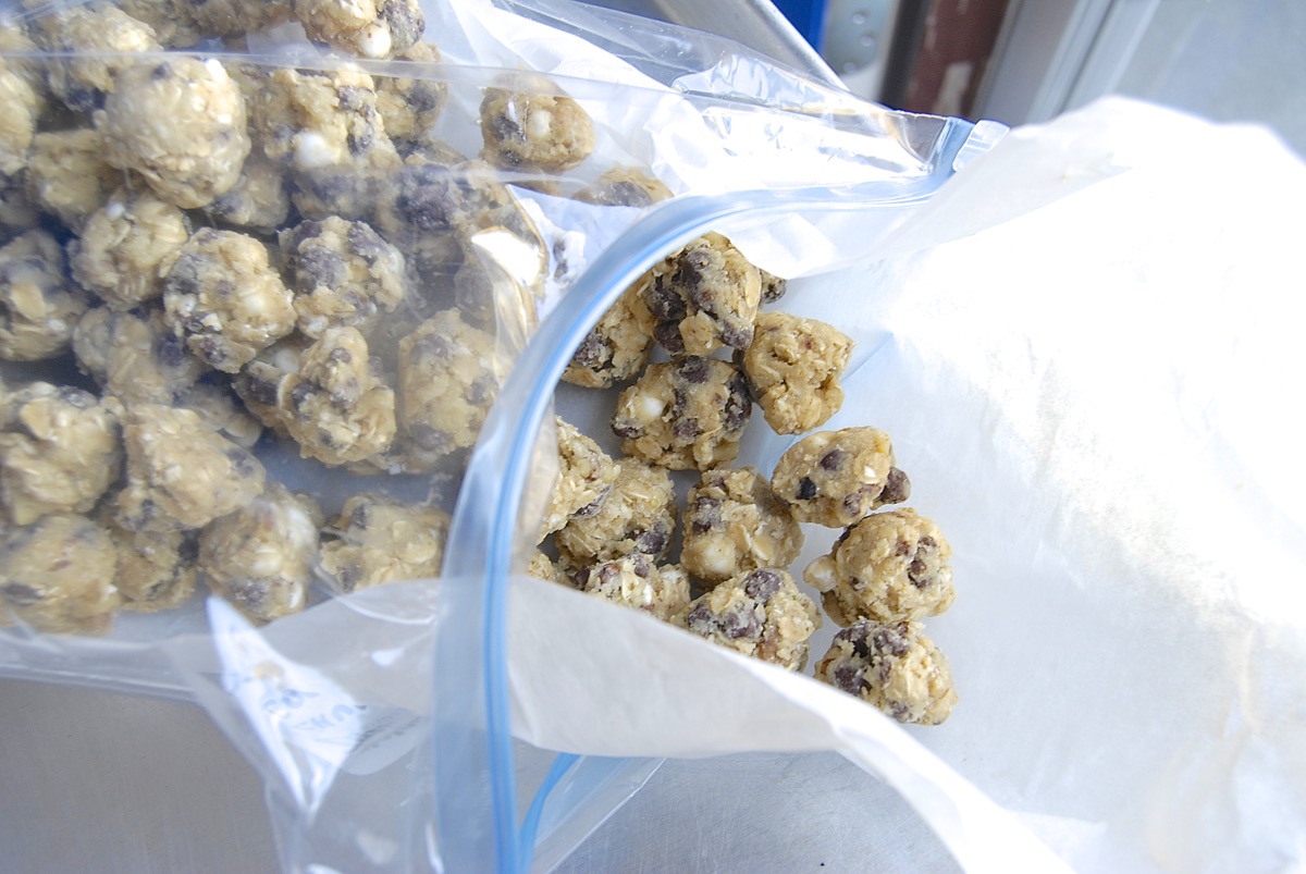 Freeze & Bake Tips via @kingarthurflour