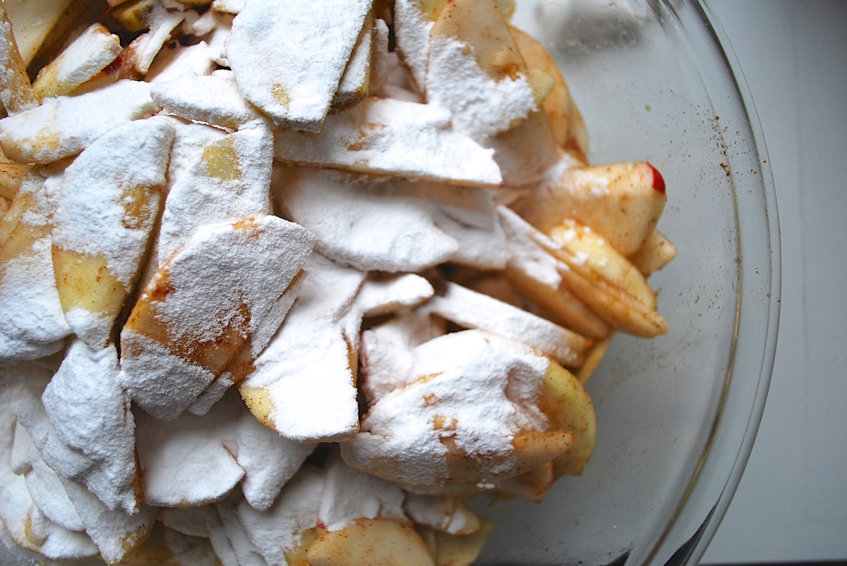 Apple pie via @kingarthurflour