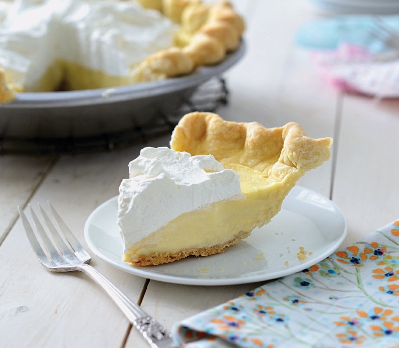 How to blind bake a pie crust via @kingarthurflour