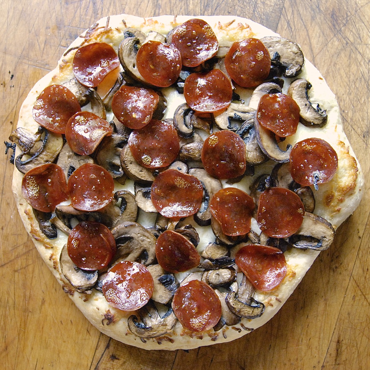 Turn no-knead bread dough into pizza crust via @kingarthurflour