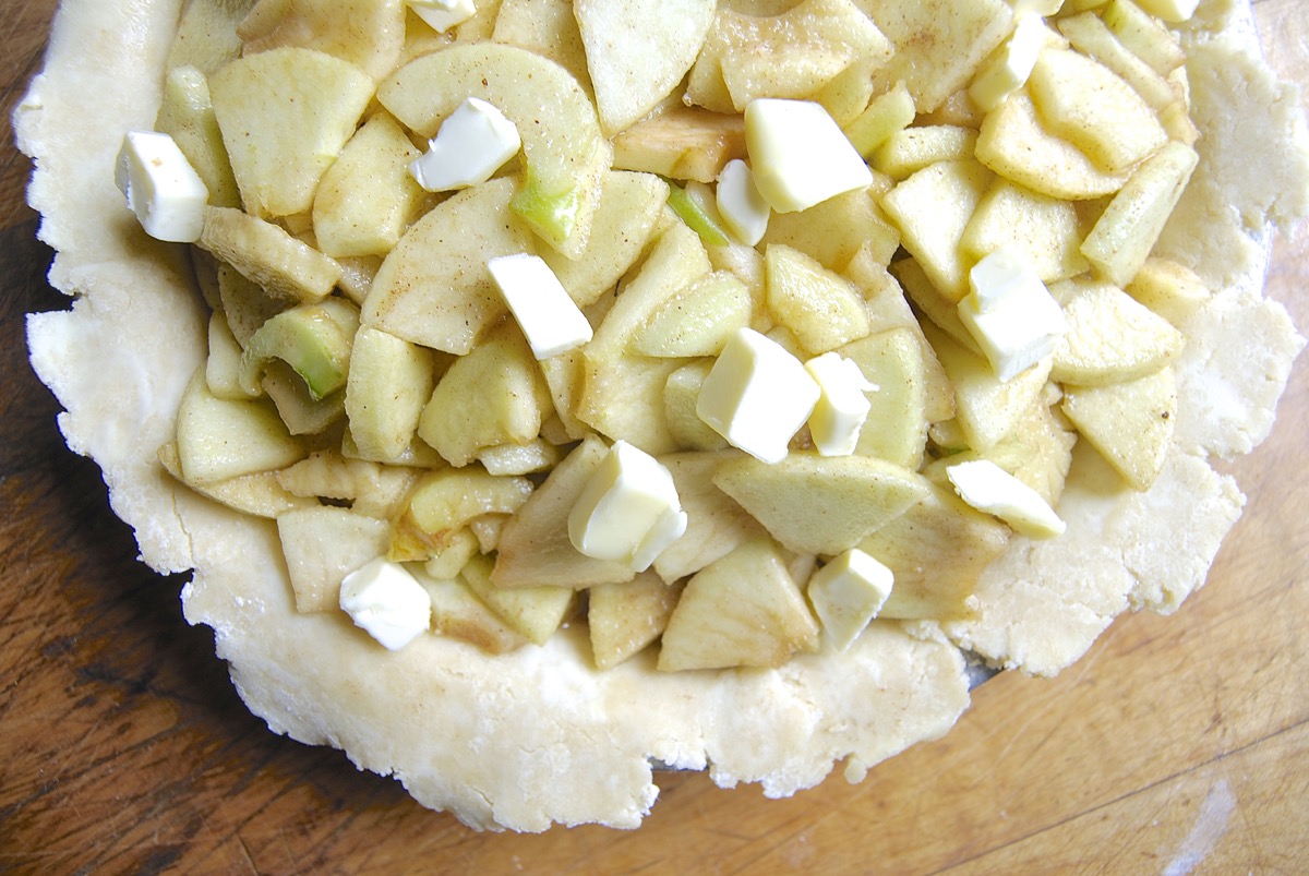 Apple Pie Bakealong via @kingarthurflour