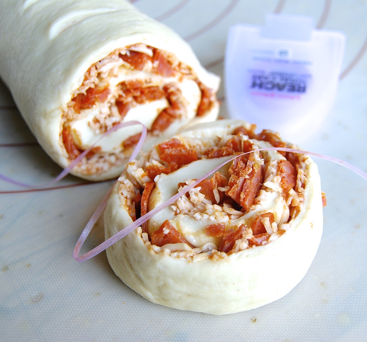 How to make Pizza Party Buns. Bakealong via @kingarthurflour