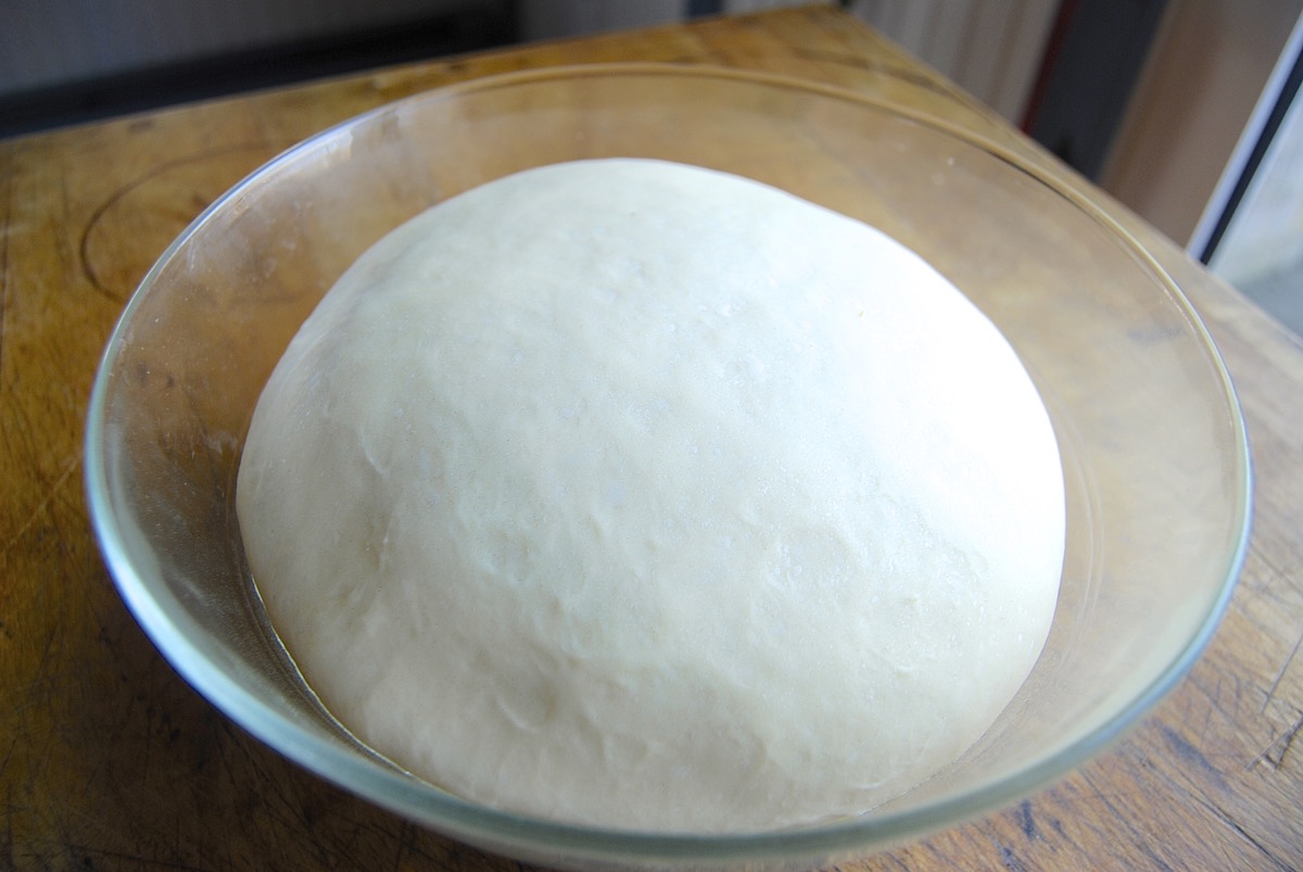 How to make Pizza Party Buns. Bakealong via @kingarthurflour