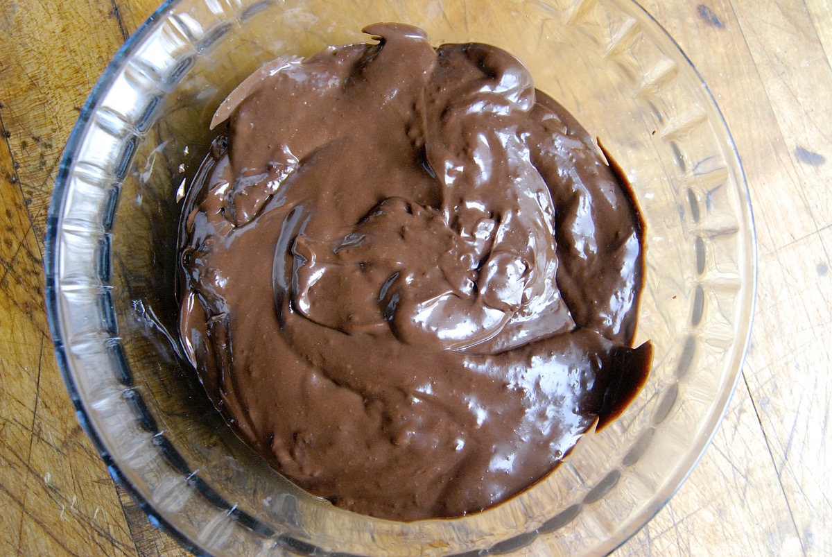 Dark Chocolate Eclairs Bakealong via @kingarthurflour