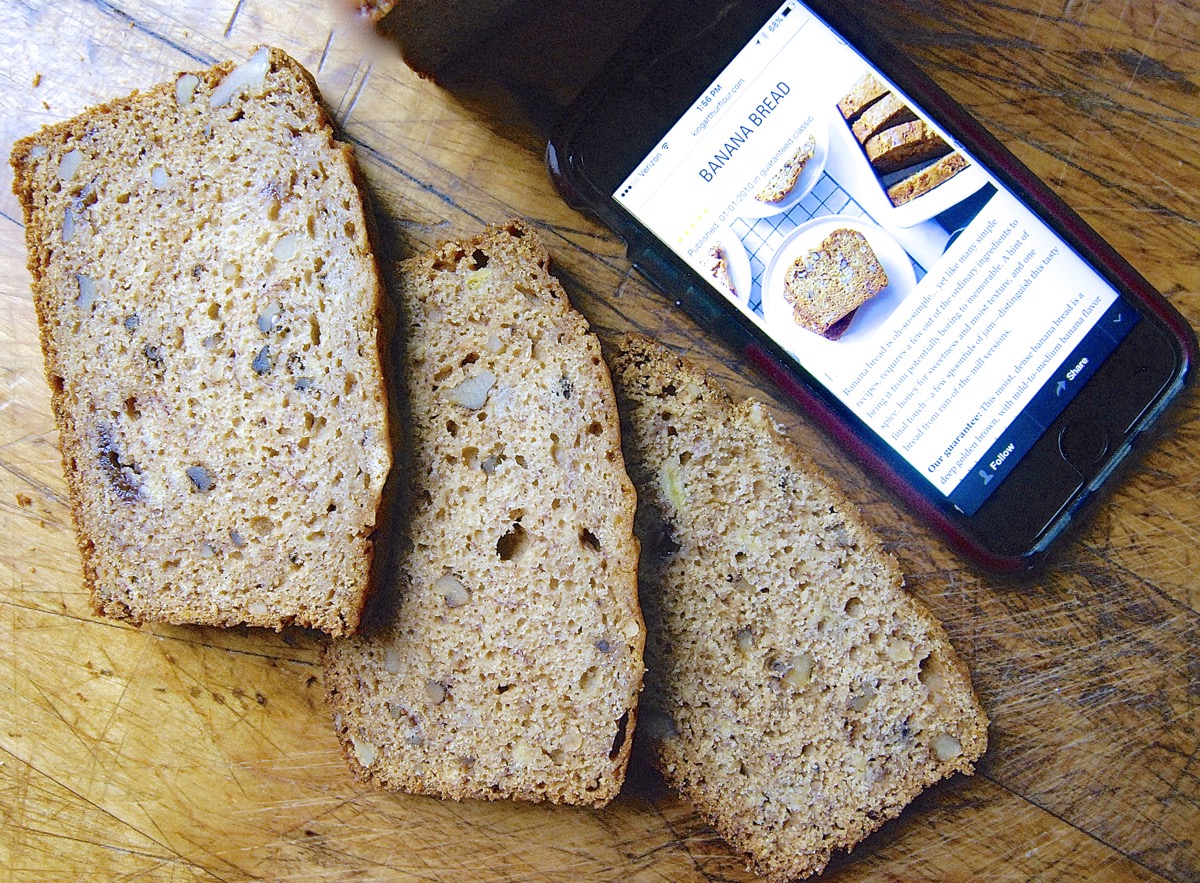 History of Banana Bread via @kingarthurflour