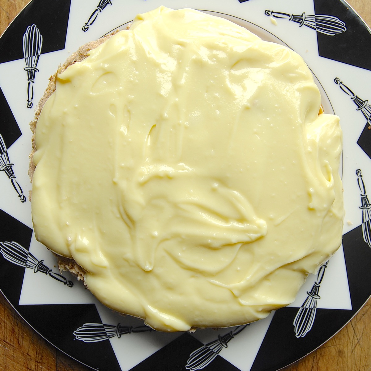 Berry Blitz Torte Bakealong via @kingarthurflour