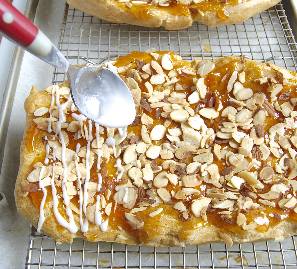 Almond Puff Loaf Bakealong via @kingarthurflour
