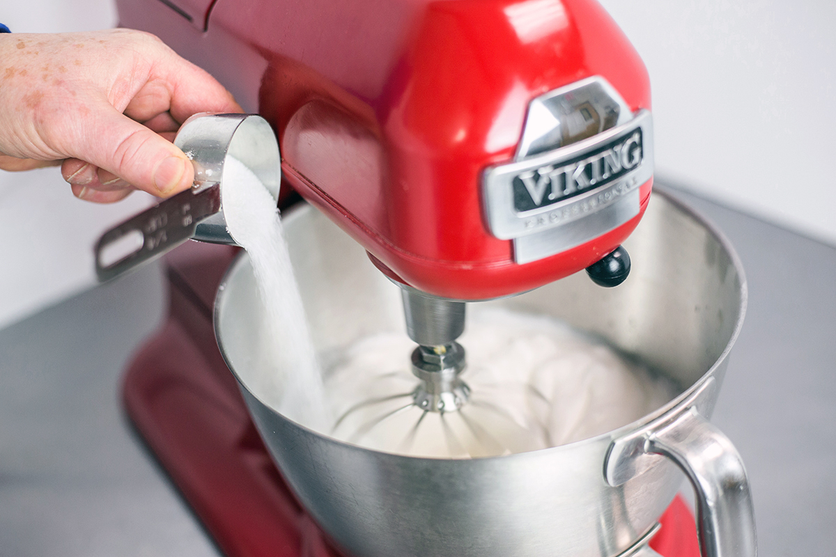 buttercream frosting via @kingarthurflour