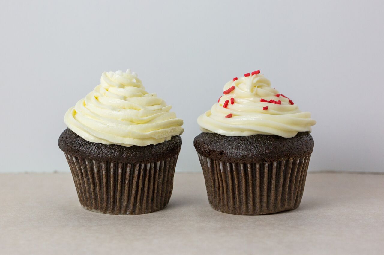 best-cake-frosting-for-hot-weather via @kingarthurflour