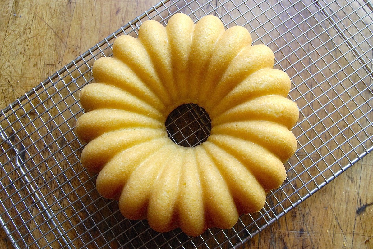 Alternative baking pan sizes via @kingarthurflour