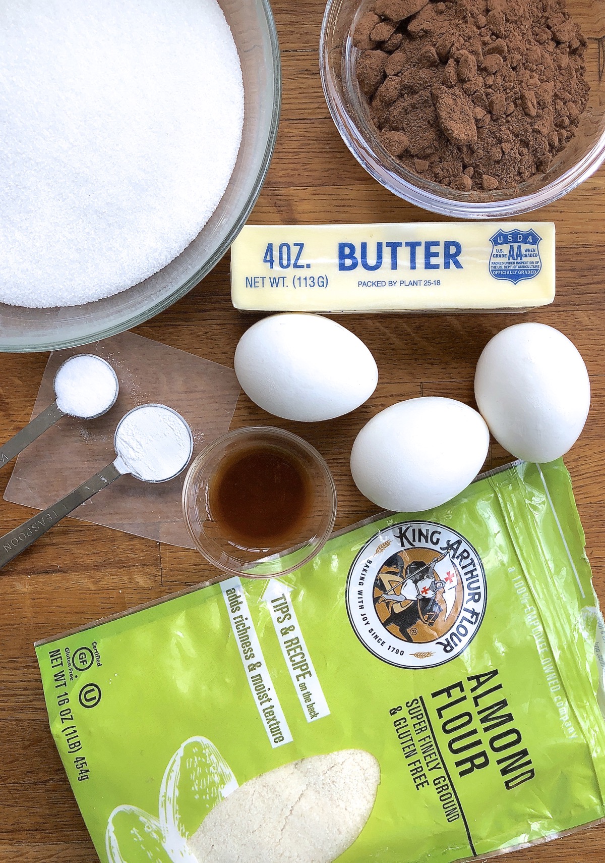 Almond Flour Brownies via @kingarthurflour