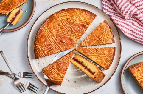 Gâteau Breton sliced on a plate, seen from above - select to zoom