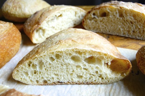 Freezing No-Knead Bread Dough via @kingarthurflour