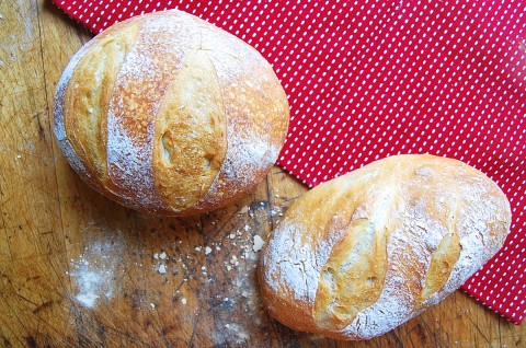 No-Knead Bread via @kingarthurflour