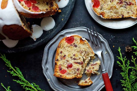 Orange-Cranberry-Nut Fruit Cake - select to zoom