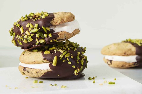 Pistachio Chocolate Chip Cookies