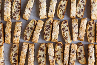 Chocolate Chip-Walnut Mandelbrot