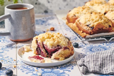 Blueberry Cheesecake Rolls