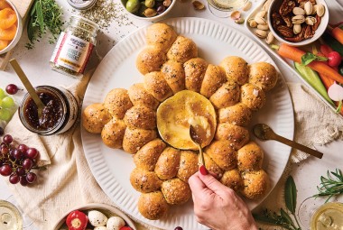 Herb-Scented Baked Brie Bread